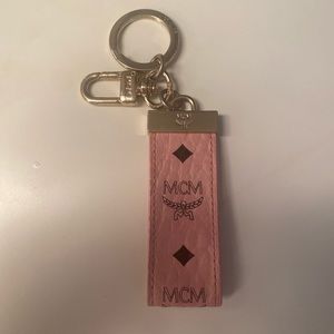 Mcm key ring